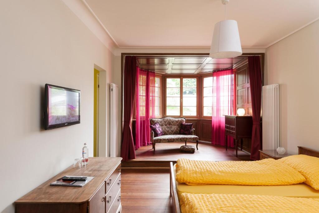 Kulturhotel Guggenheim Liestal Rom bilde