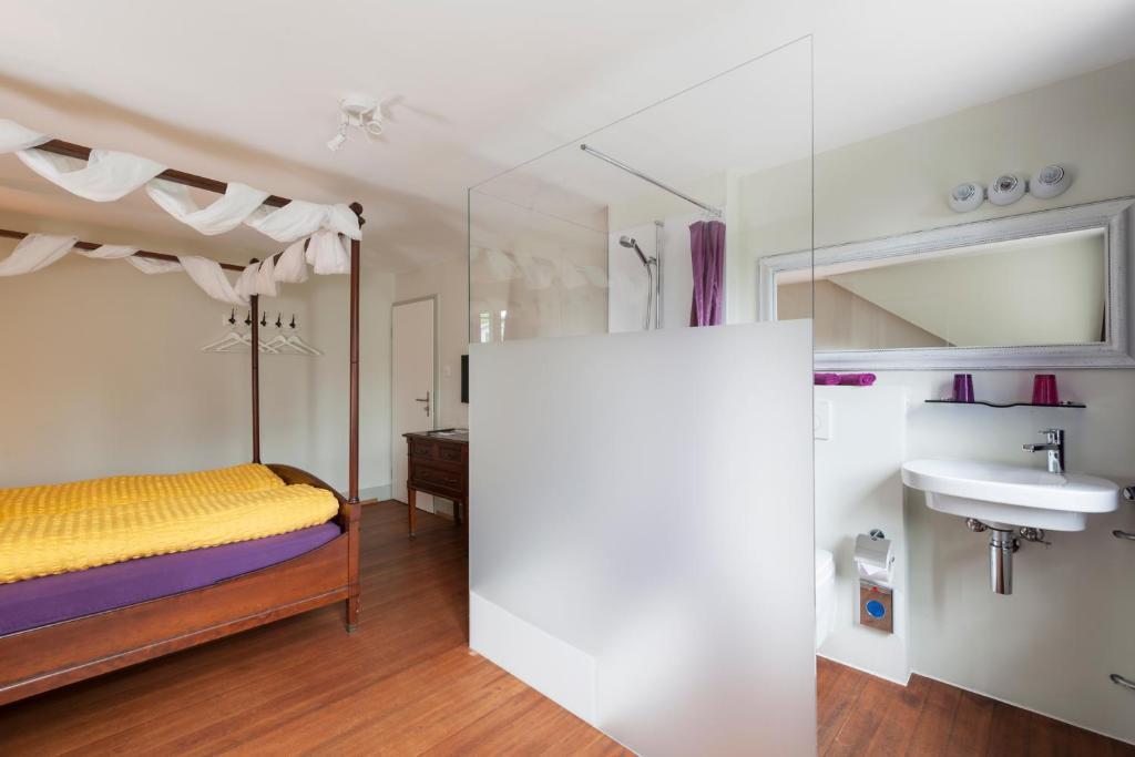 Kulturhotel Guggenheim Liestal Rom bilde